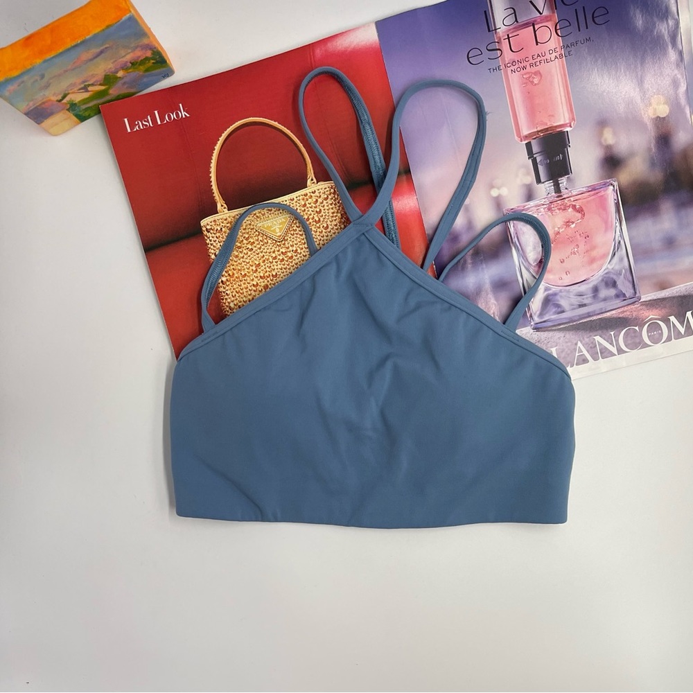 - lululemon flow y strappy bra Utility Blue - Picture 3 of 8